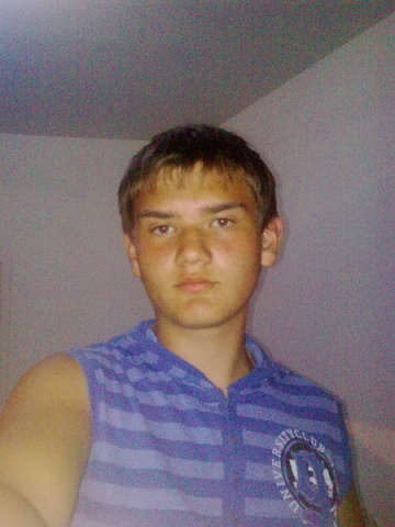 Антон Бобров