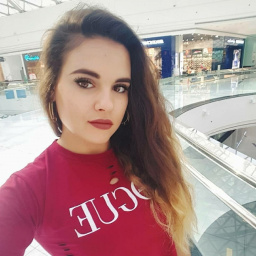 Арина Гагарина