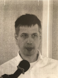Девушку би 0