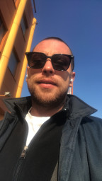 Alexalex18