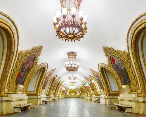 Яркий и неординарный мир Московского Метро
