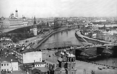 Как возникла дата празднования дня города Москвы